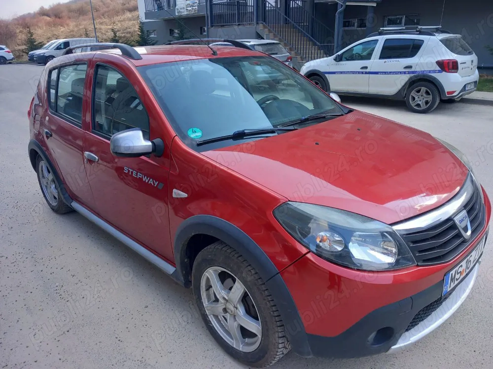 Sandero Stepway 1.6 benzină, înmatriculată