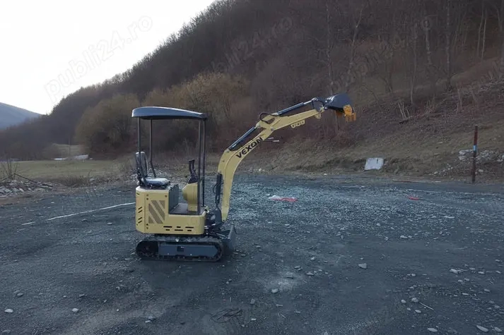 Excavatoare noi între 1 și 3 tone incepand de la 3800 euro 