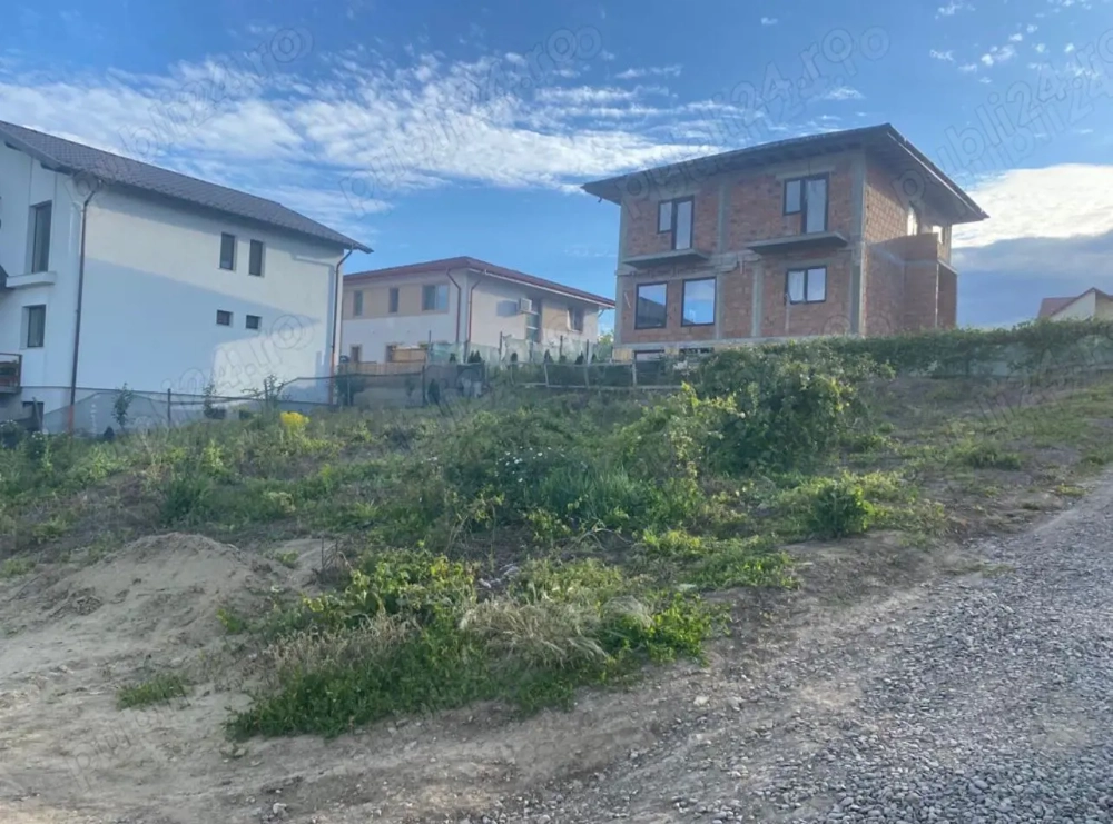 Teren Intravilan 489 mp, Zona Bucium + Autorizatie de Construire si Documentatie Completa