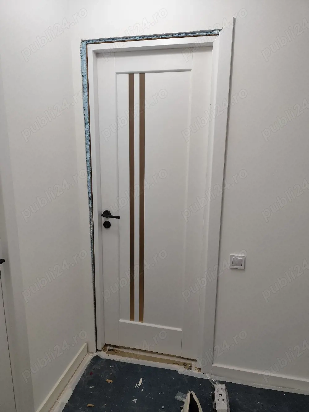 execut montări de uși 