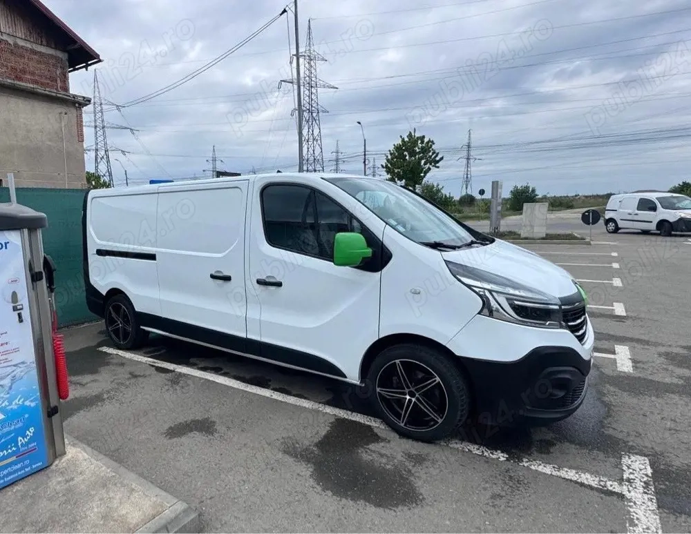 Renault Trafic LUNG (L2H1) - 2020 - 2.0 dCi 145 CP - Impecabil - 2 Seturi Roți