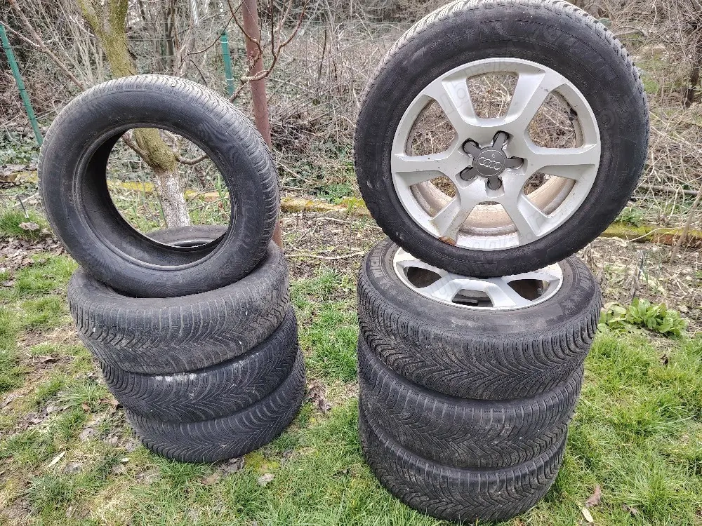 ocazie vind 8 pneuri auto, din care 4 cu jante de aluminiu 