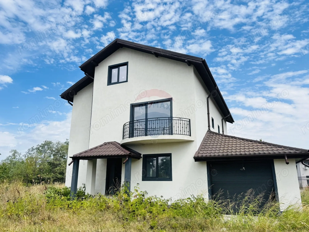 Vila individuala de vanzare Saftica Balotesti langa DN1 strada Fermei