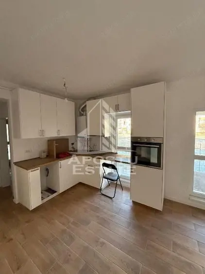 Apartament 2 camere, semidecomandat, bloc nou,loc de parcare, Soarelui