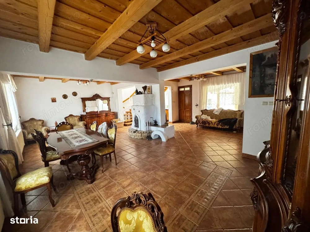 BRASADAS vinde casa în zona Titulescu.