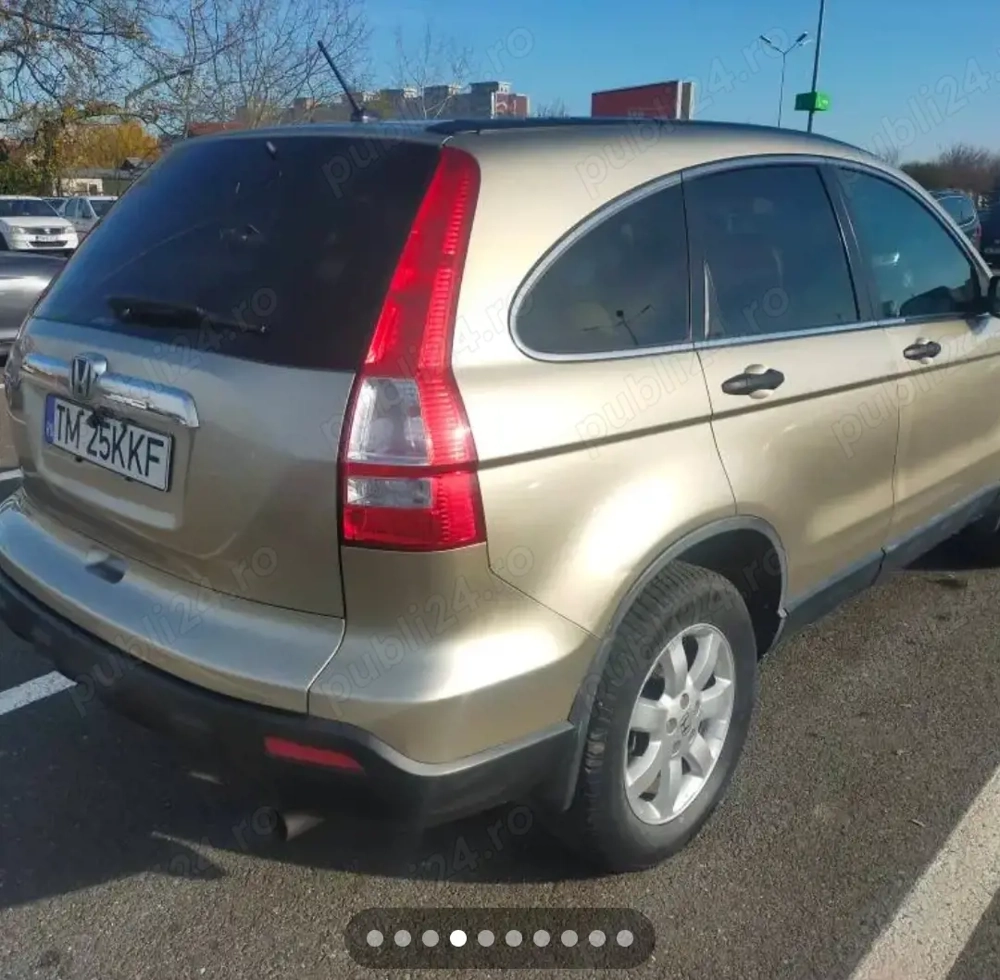 Unic proprietar vând Honda CR-V,cutie automată, 4x4, benzina, motor 2, 4 