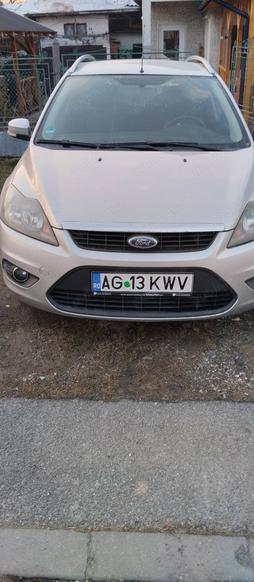 Vând Ford Focus 