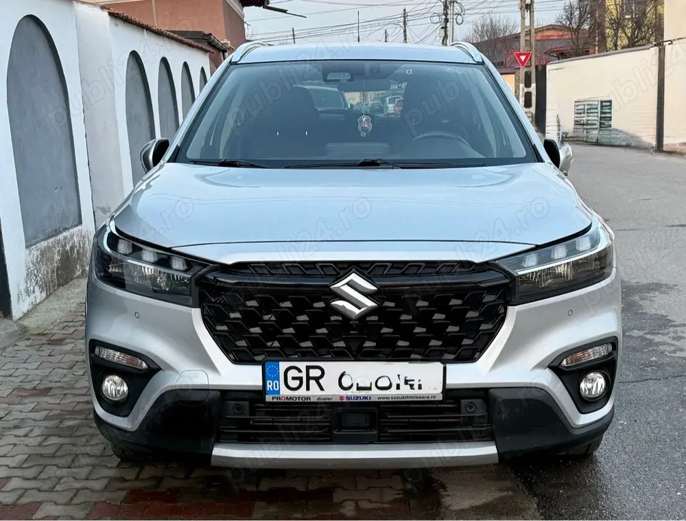 Suzuki SX4 S-Cross 2022 automat 4x4 peste Vitara