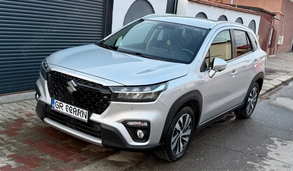 Suzuki SX4 S-Cross 2022 automat 4x4 peste Vitara