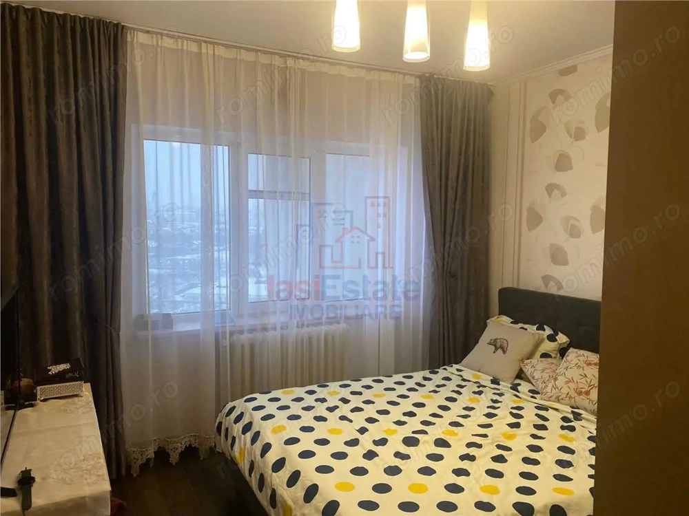 Etaj intermediar Apartament 3 camere Mircea cel Batran