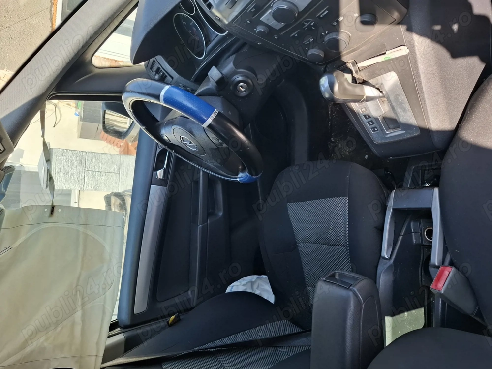 Vând Opel Zafira disel cutie automată 