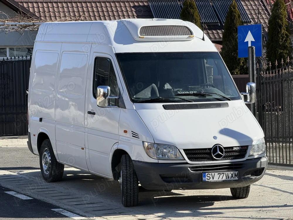 Vând Mercedes Sprinter 208 CDI Frigorific 