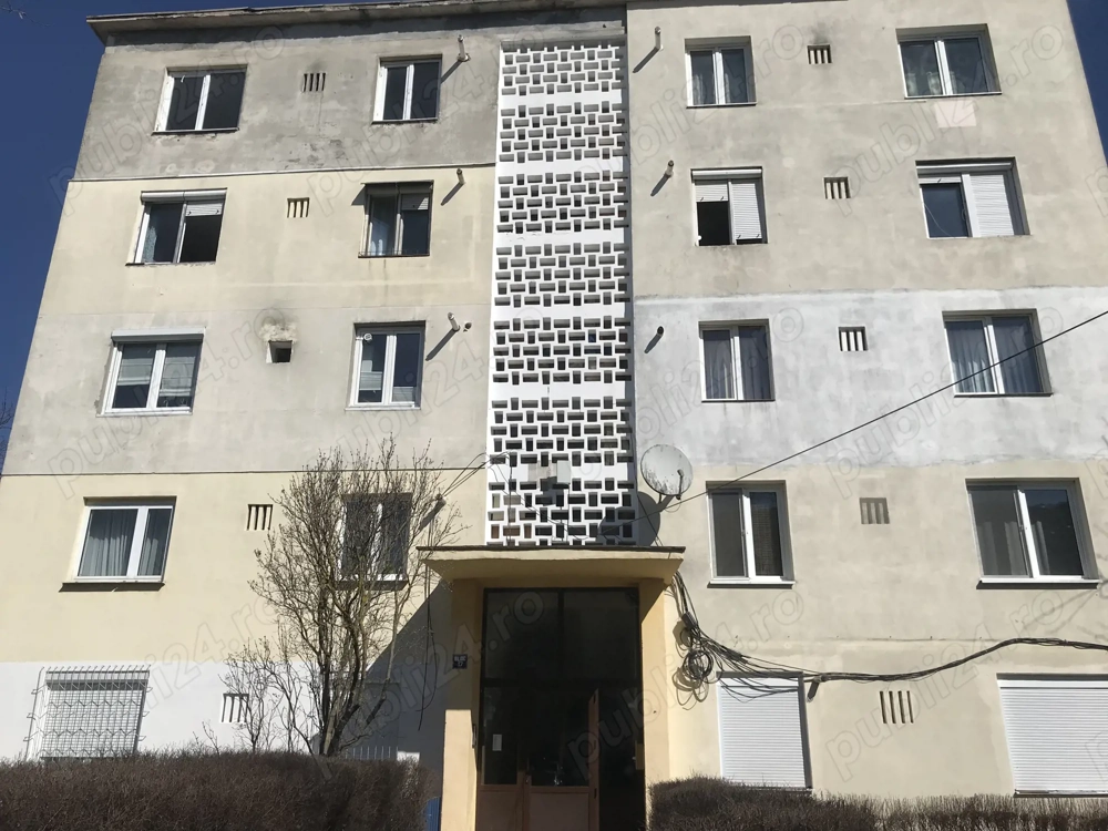Vand apartament 2 camere Fagaras Brasov 