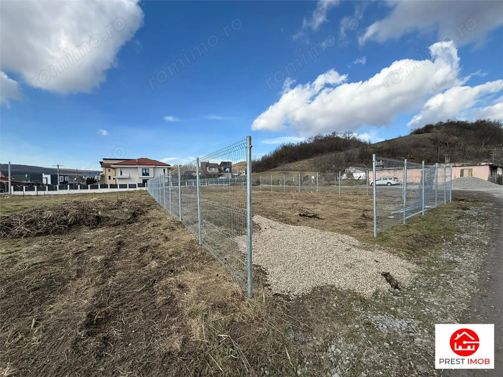 Teren de vanzare Corunca
