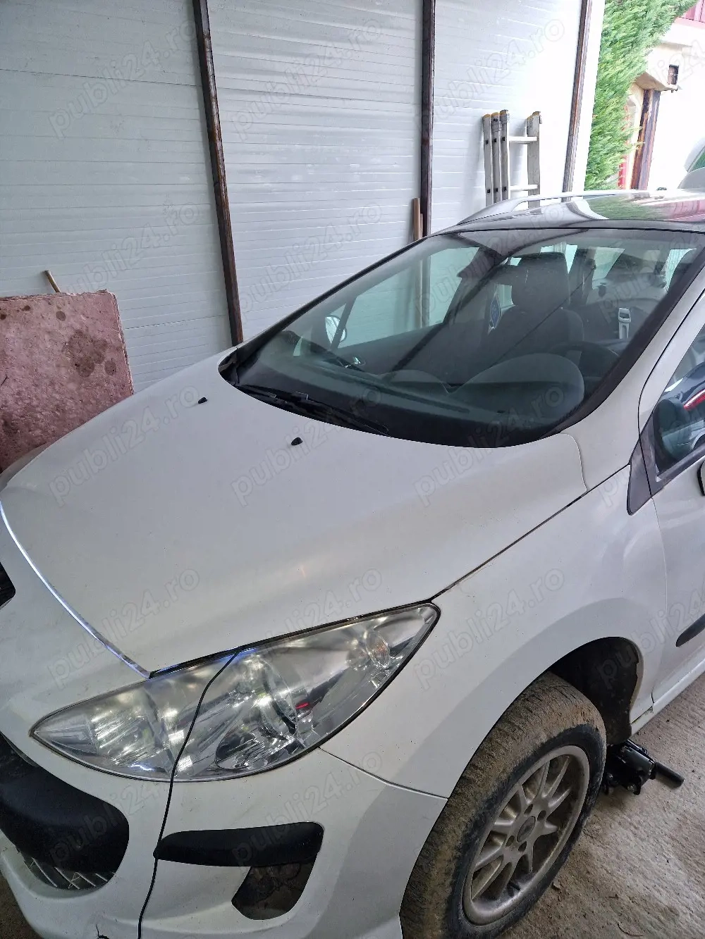 dezmembrez peugeot 308 sw 1,6 hdi euro 5