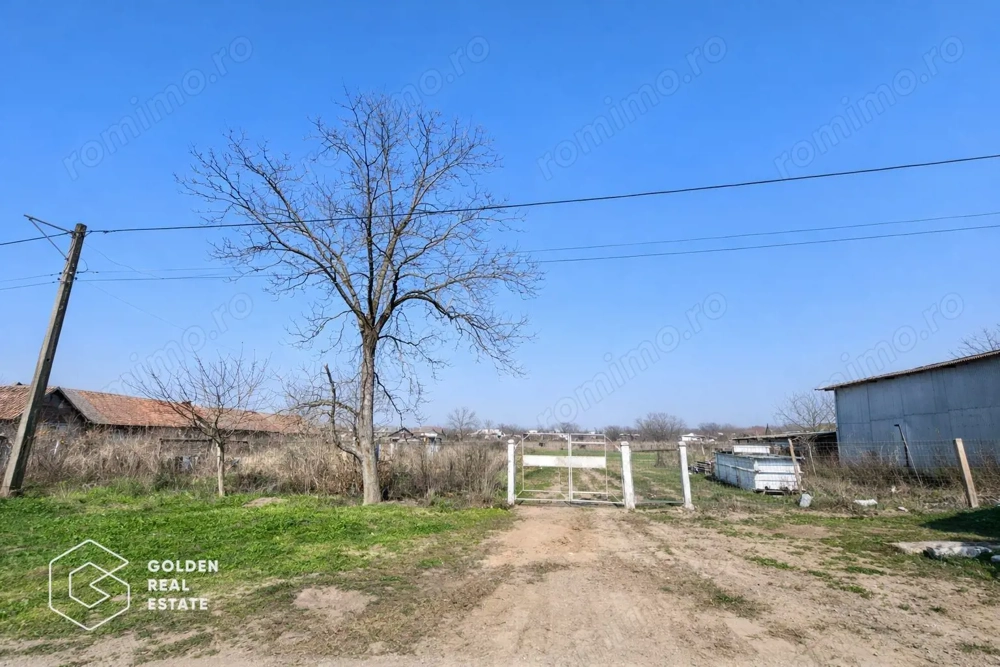 Teren intravilan pentru casa, la 13 min. de Arad, în Zimandcuz, 821 mp