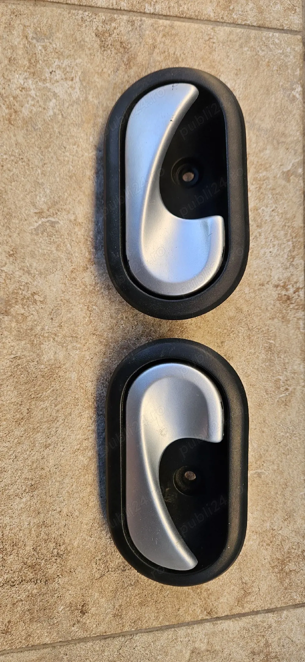 Maner interior usa portiera stanga + dreapta Dacia Dokker, Sandero, Duster, Lodgy, Logan   