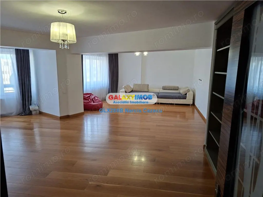 Tineretului Strada Cuza Voda Apartament 4 camere de inchiriat,centrala