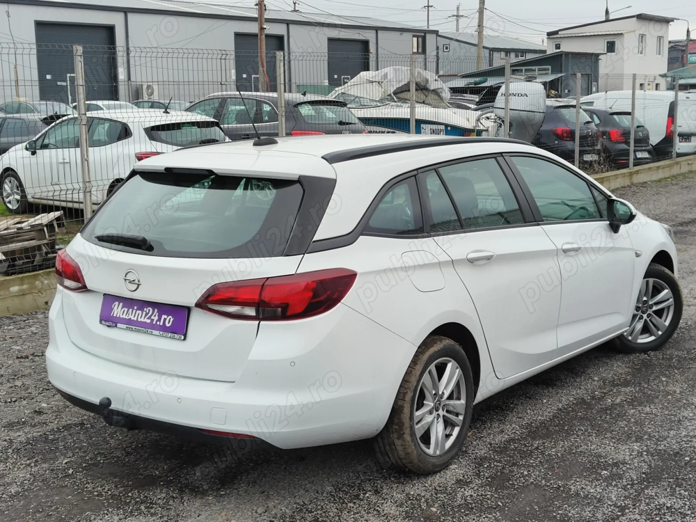 5bucOpelAstraKE6 navigatie senzori parcare rate leasing garantie