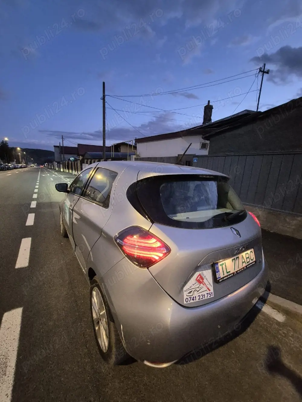 Caut șofer pentru Bolt pe un Renault Zoe din 2021