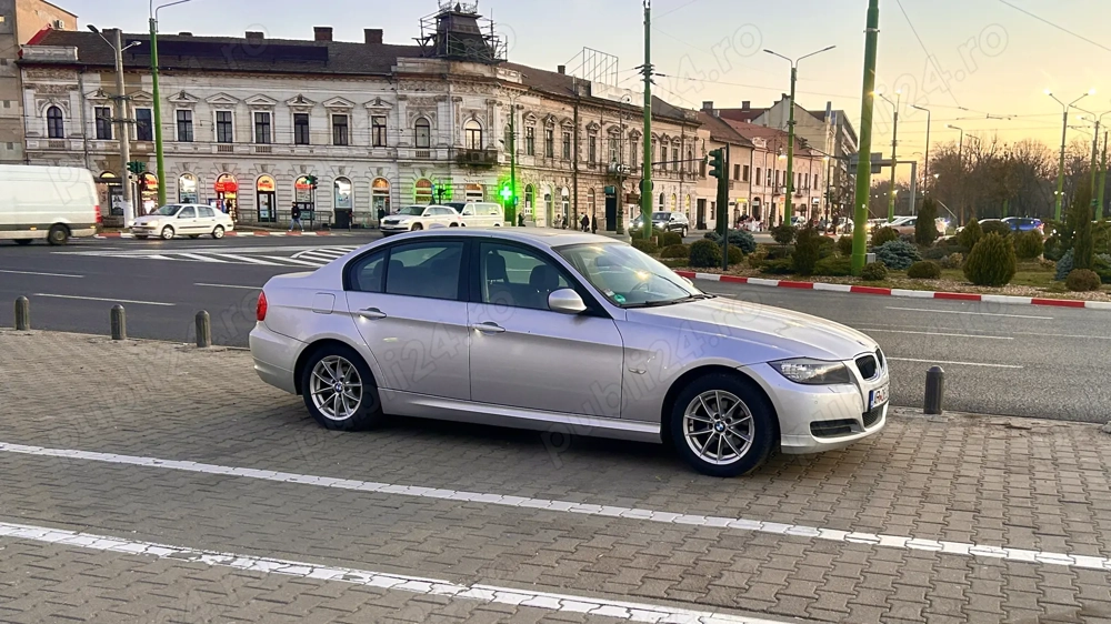 Bmw 316, 184000 km, din 2011, manuala