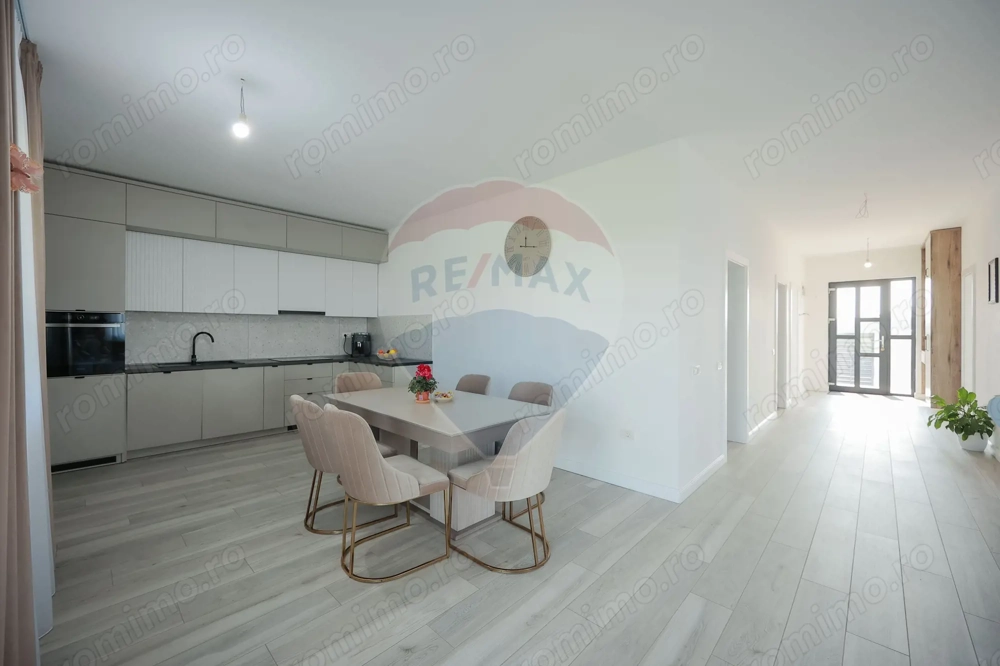 Casă de vânzare cu 3 dormitoare, Livada de Bihor