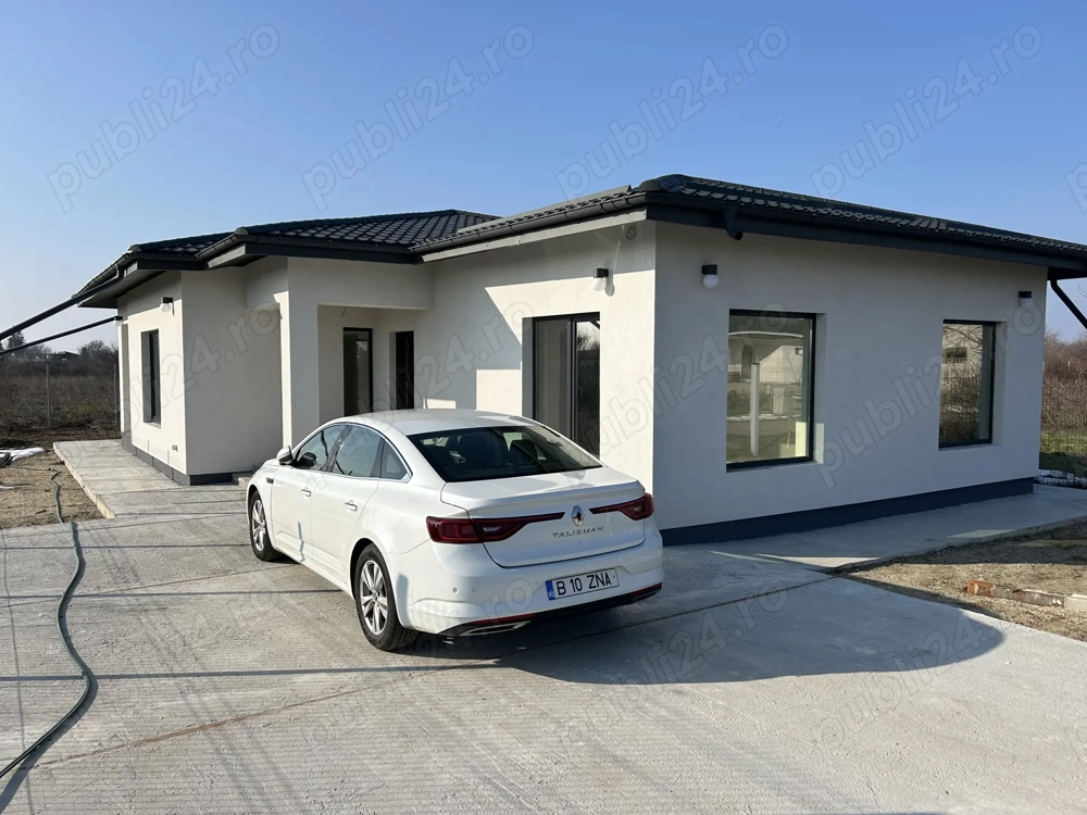 casa la curte Mogosesti