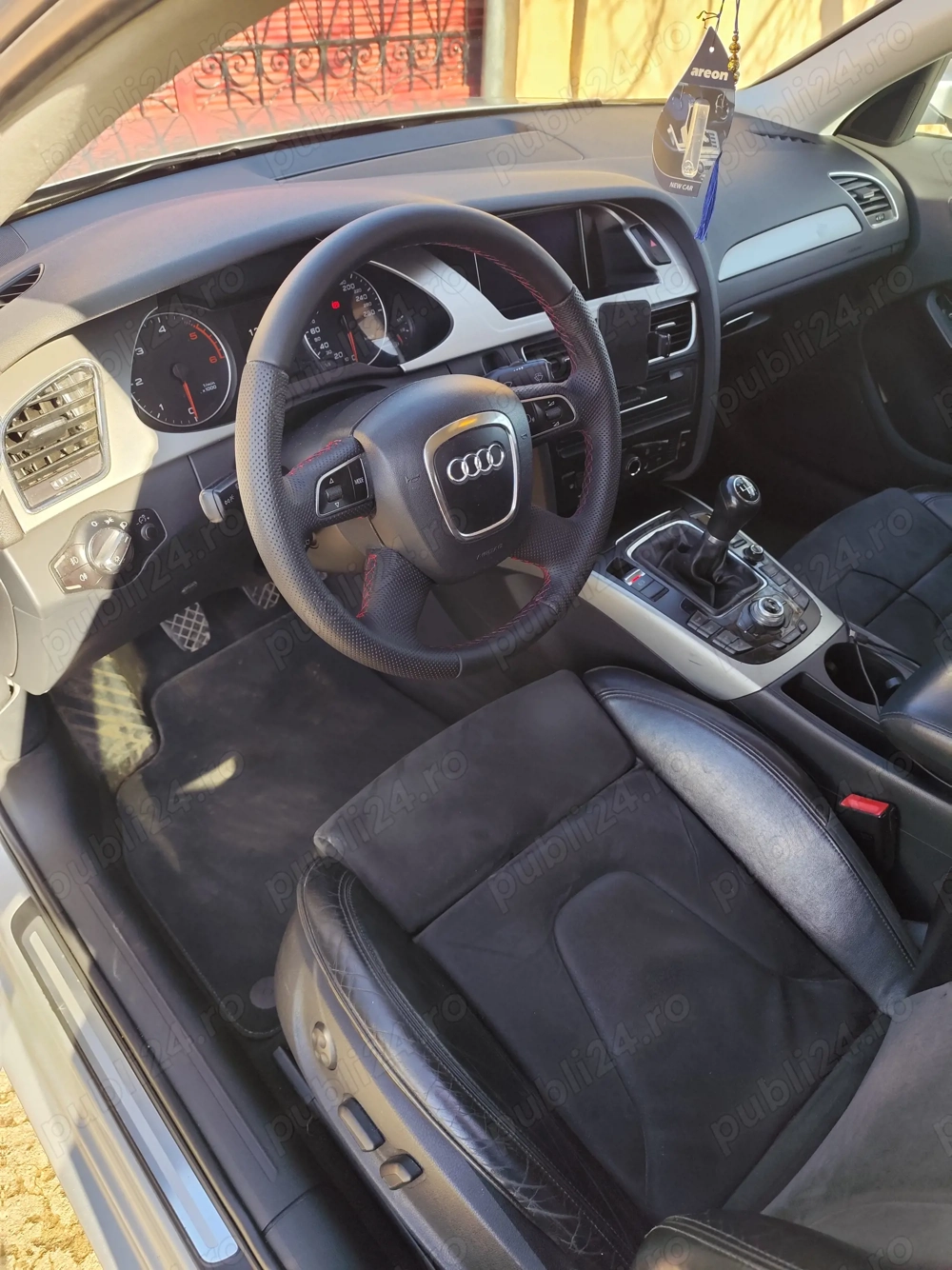 Vând Audi A4 B8 2010