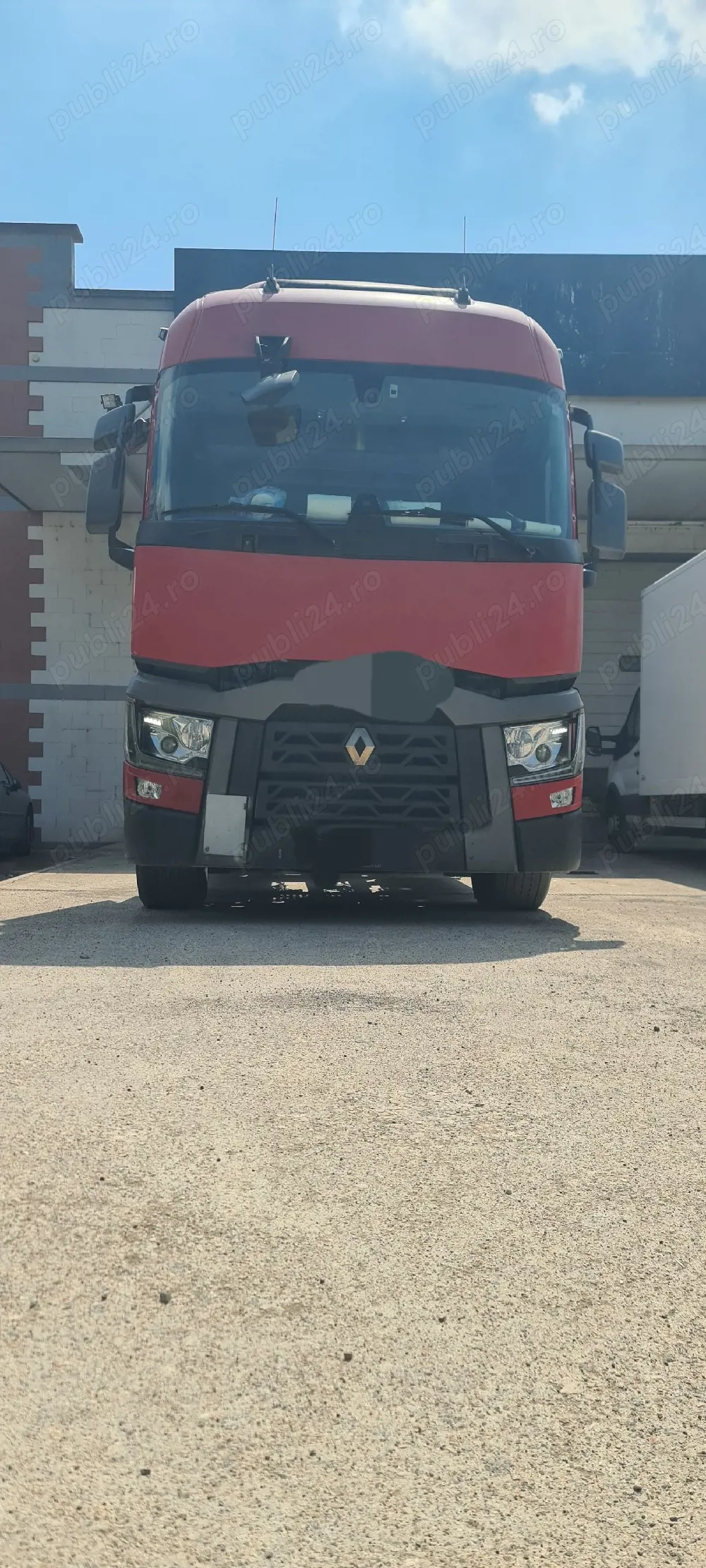 Vând Cap Tractor Marca Renault T460