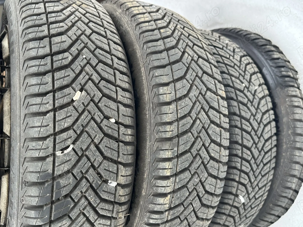 Set 4 jante cu anvelope All Season 155/65 R14 – stare foarte bună