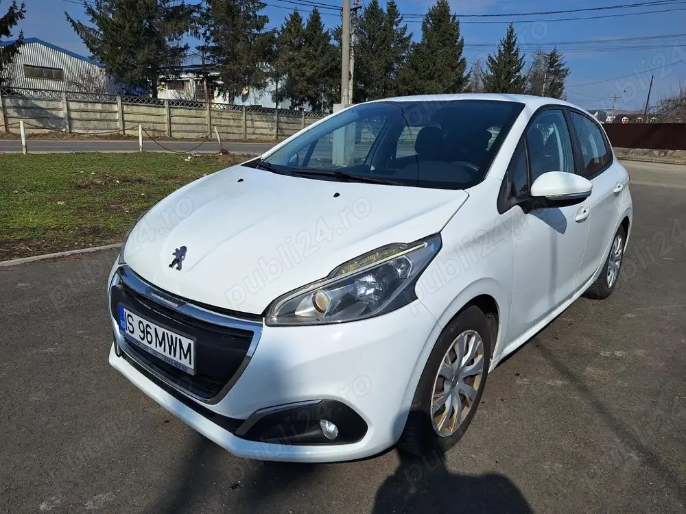 Peugeot 208 1.2 benzina