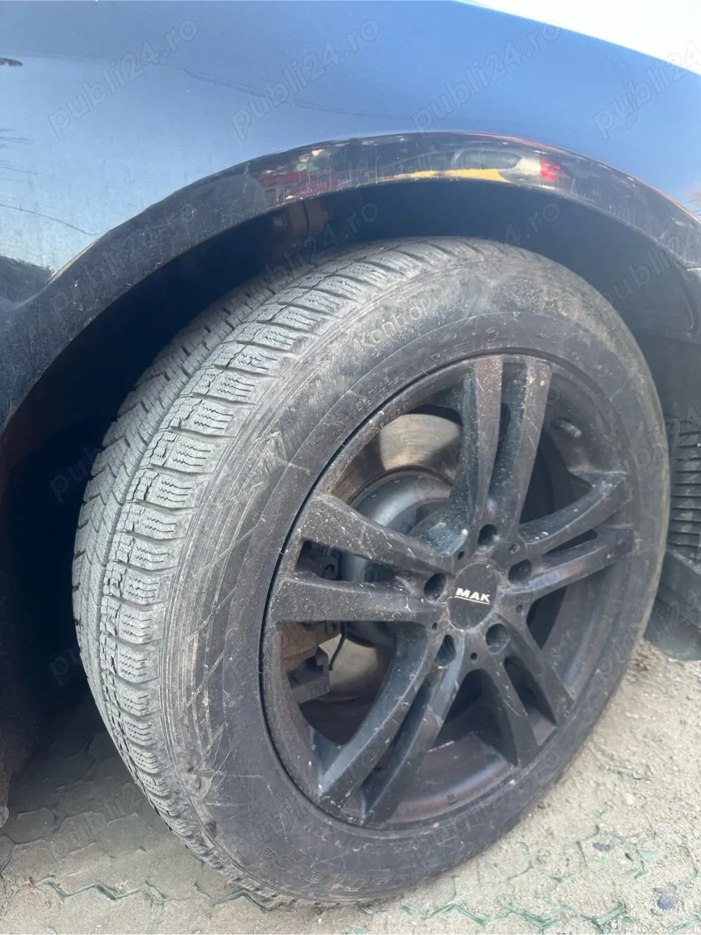 vand jantele cu anvalope.  