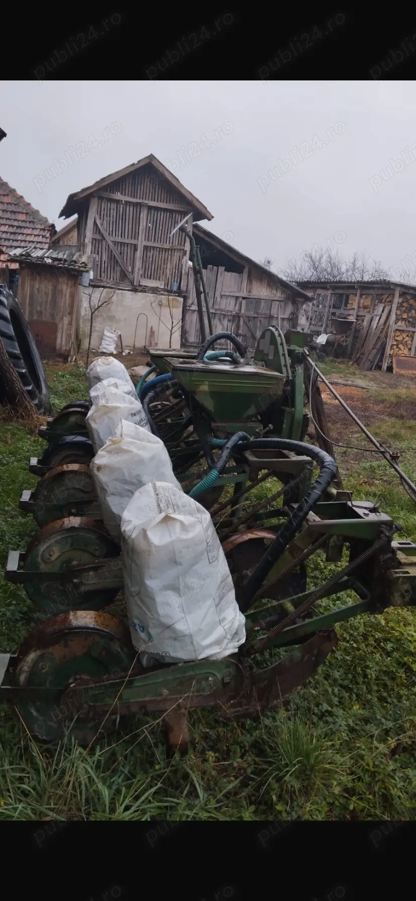 Semanatoare de porumb pe 6 randuri 