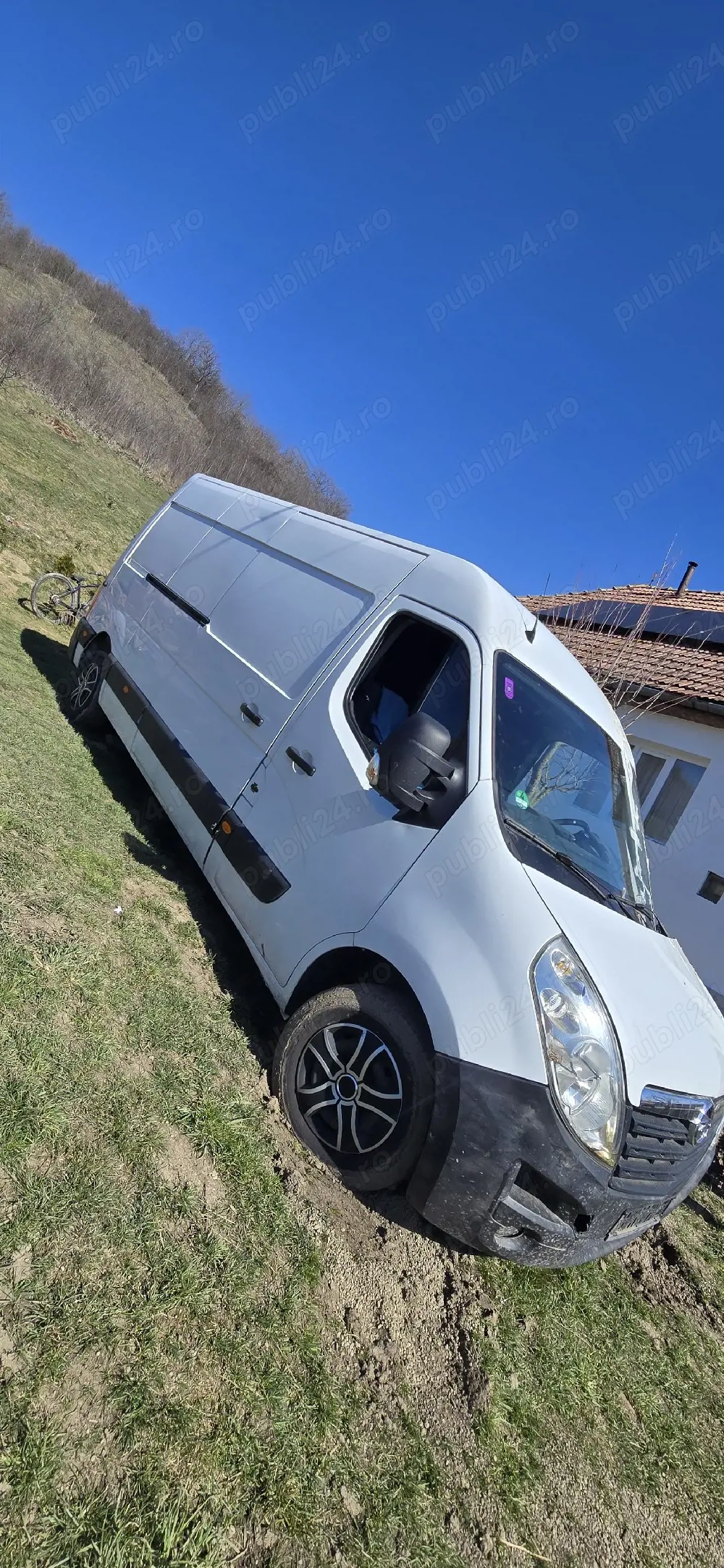 dezmembrez Opel Movano 