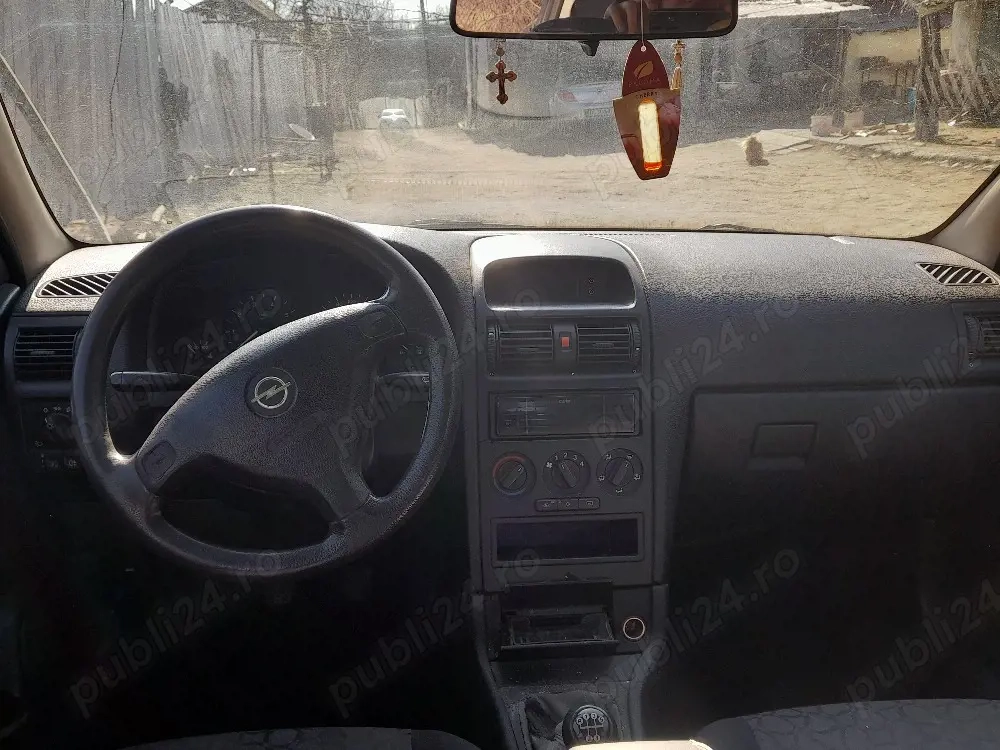 Vand  Opel Astra G 1.6 benzina