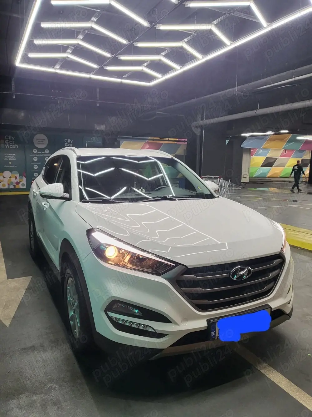 Vind Hyunday Tuscon 2017, 70 000 km ,benzina, stare foarte buna. PRIMA INMATRICULARE 22.01.2018