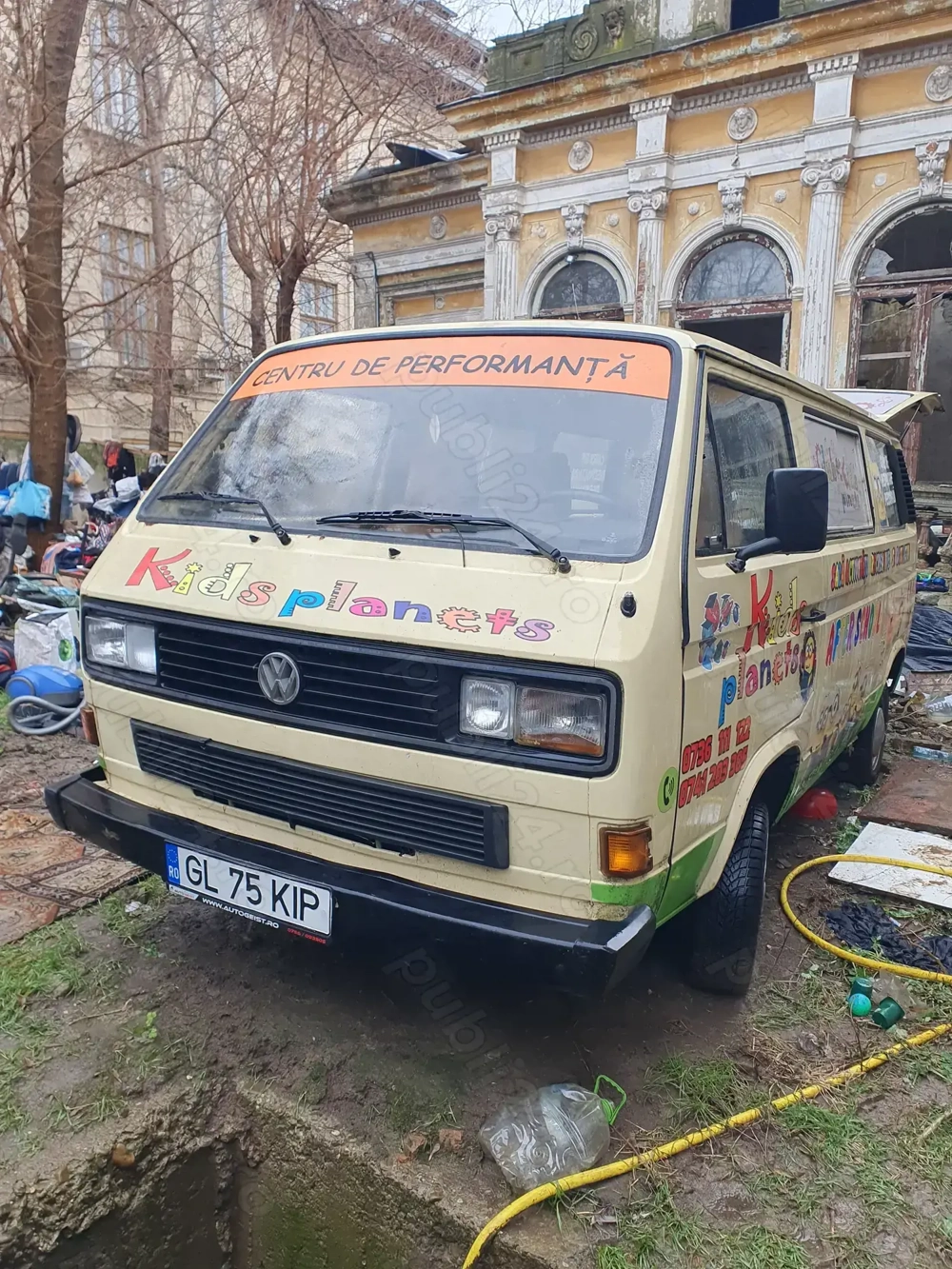 Vând Volkswagen T3 CARAVELLE