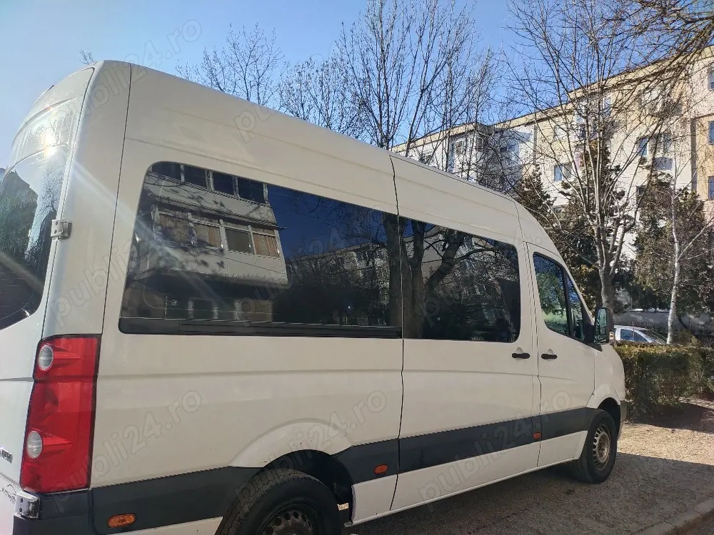 Crafer 8+1 .2013.2.0tdi Auto cu utilizare multipla