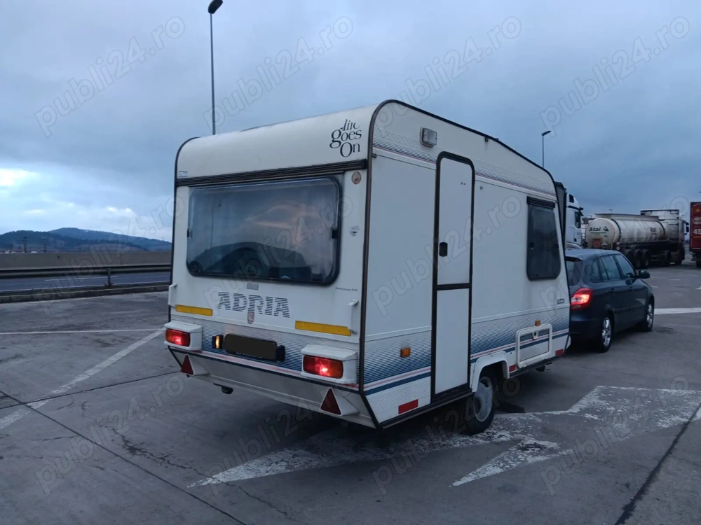 Vând Rulotă ADRIA înmatriculată si ITP valabil