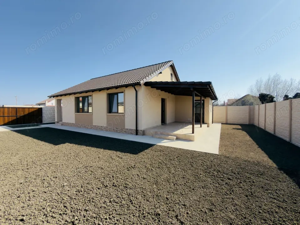 Casa individuala,410mp teren, 83mp utili+20mp terasa, Sanmihaiu Roman 
