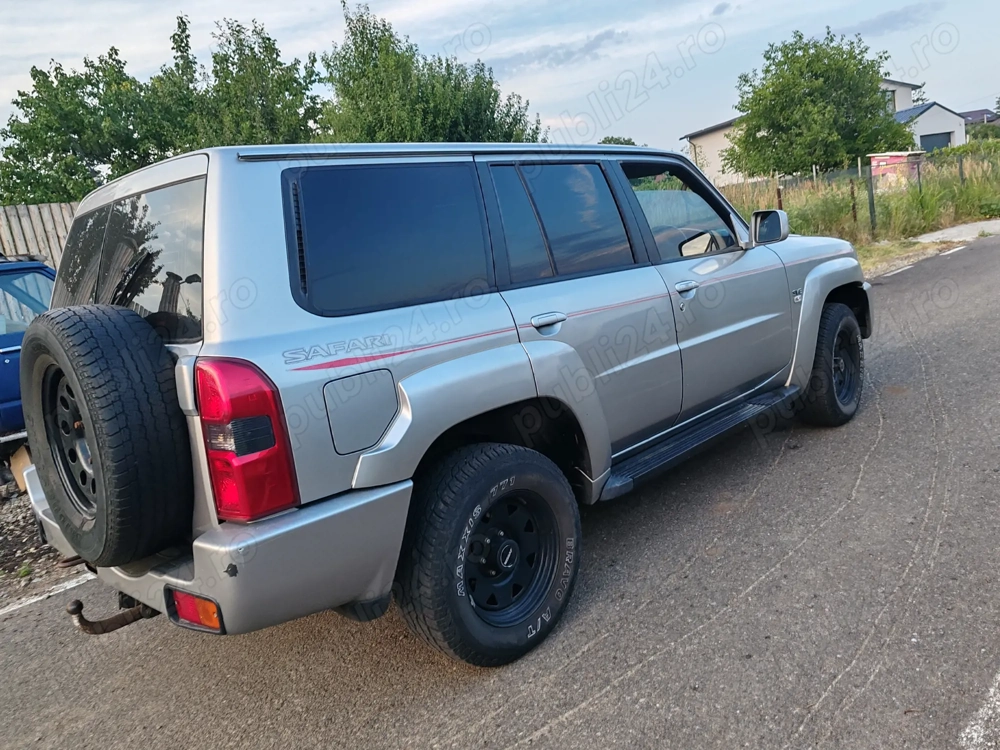 Dezmembrez Nissan patrol y61 Q4  2006