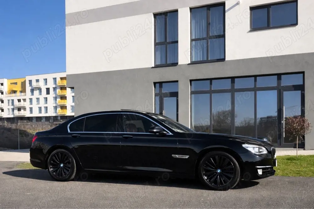 Vand Bmw 730 Ld, an fabricație 2015, motorizare 3.0 l, cutie automata 8+1, 5 butoane, full individua