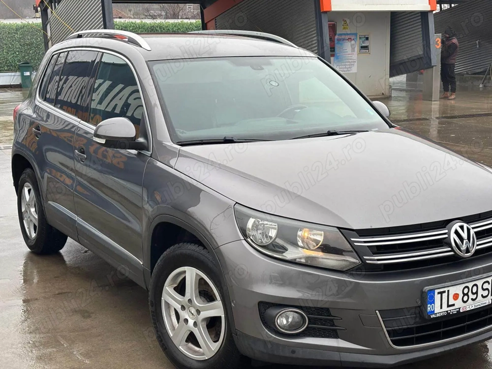 Vând Tiguan 2012
