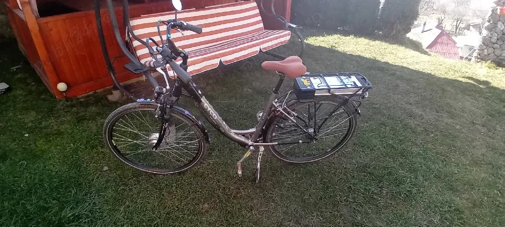  Bicicletă electrică. 