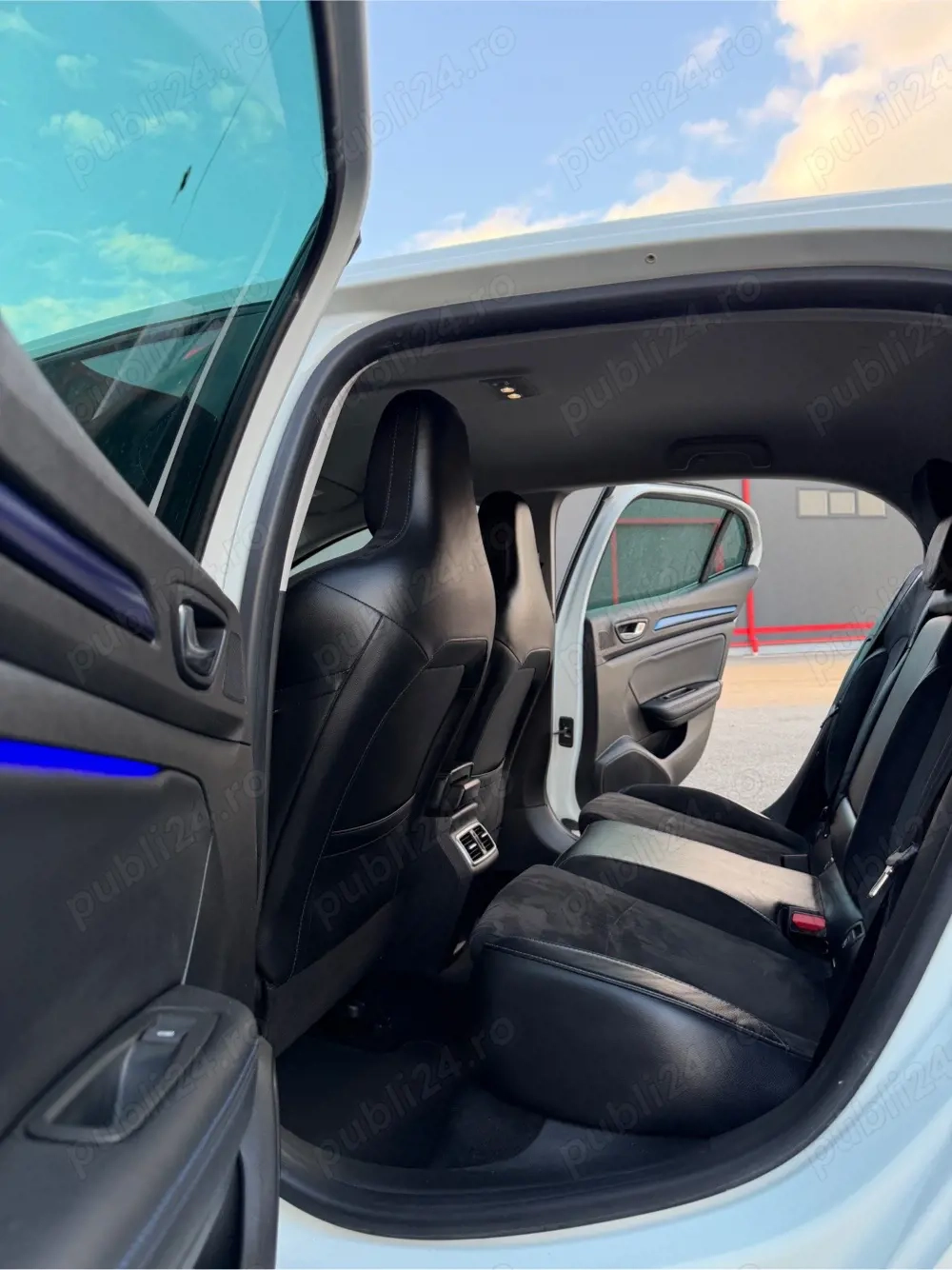 Renault Megane GT 165 cp