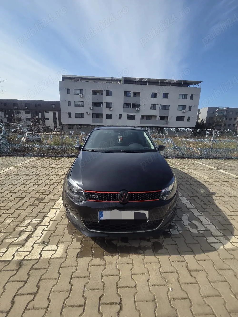 Vand vw polo 1.6 Tdi, an fabricatie 2013, match edition!