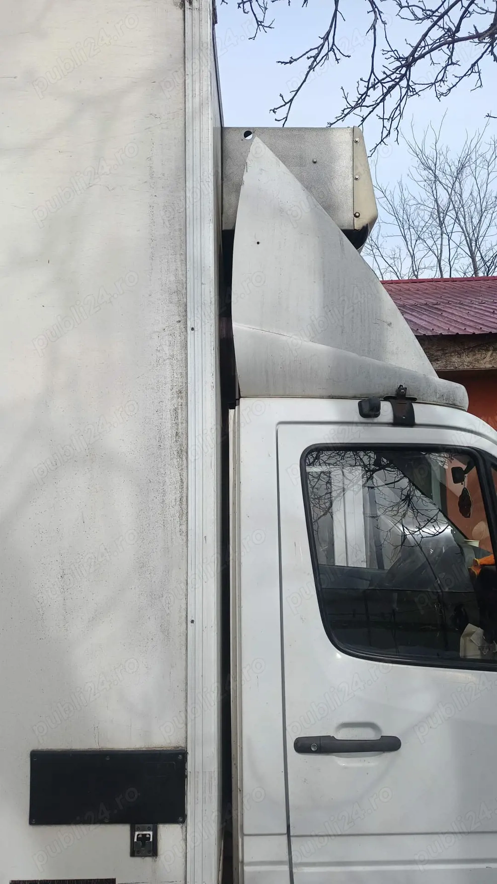 Vand Mercedes Sprinter 416 cu frigorific