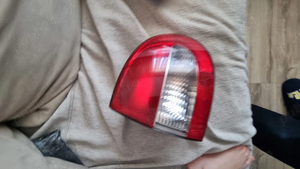 Vand oglinzi stanga/dreapta, stop dreapta pentru megane clasic 1