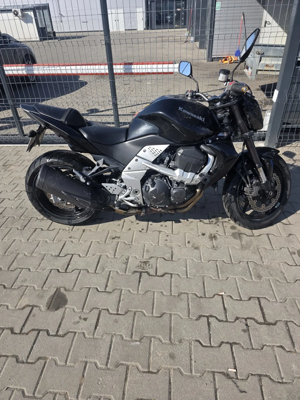 Vând motocicletă Kawasaki Z750   11 2009, ITP valabil, înmatriculată