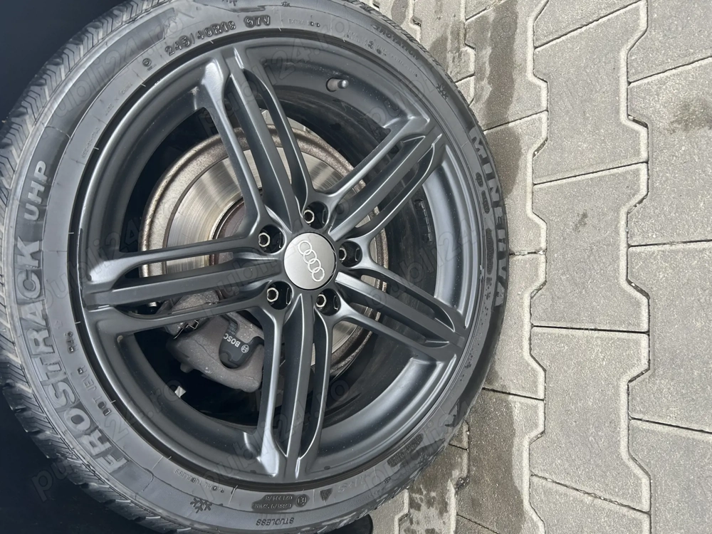 De vânzare: jante cu anvelope de iarnă 